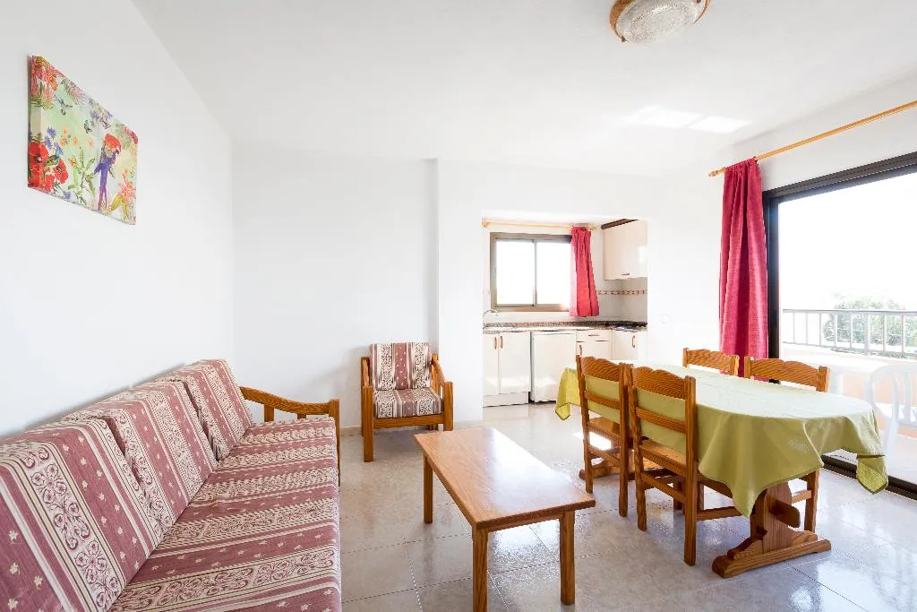 APARTMENT CAPACITY 4 ONE BEDROOM Room, Zodiac Apartamentos, Ibiza