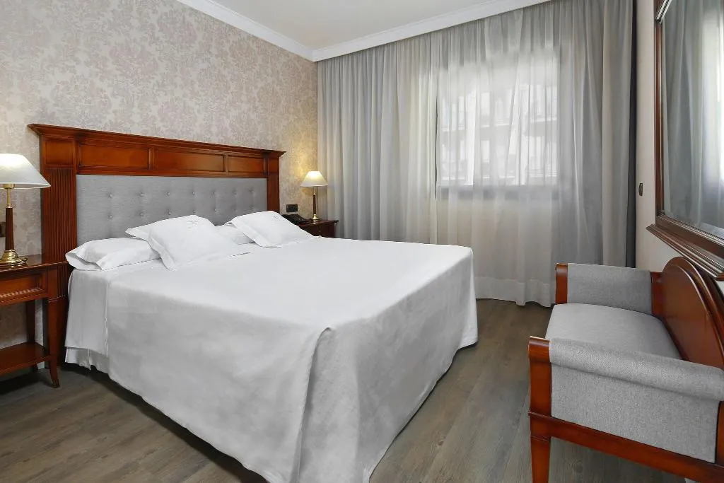 APARTMENT TWO DOUBLE BEDS Room, Hispanos 7 Suiza Apartament-Restaurant, Barcelona