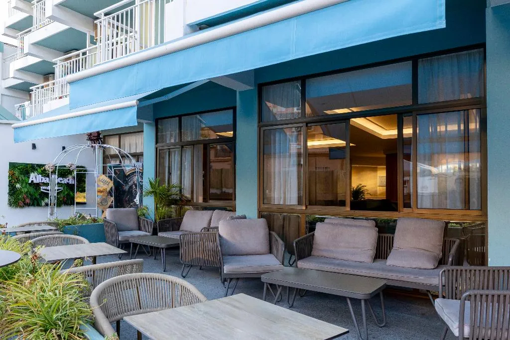 Terrace, MedPlaya Hotel Alba Beach, Costa Del Sol