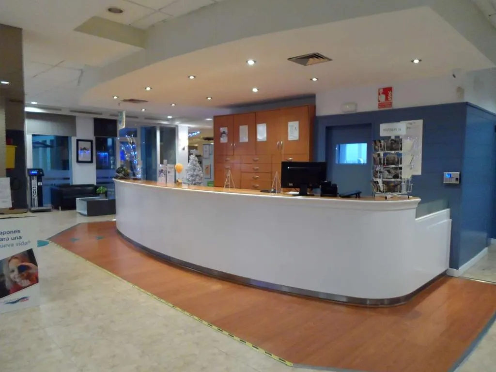 Lobby, Travelodge Barcelona del Vallès, Barcelona