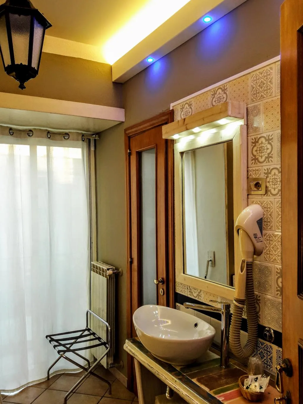 SINGLE STANDARD Room, Hotel Europeo City Break, Naples