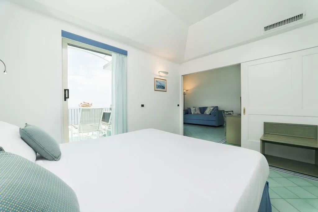 SUITE STANDARD Room, Miramalfi, Naples