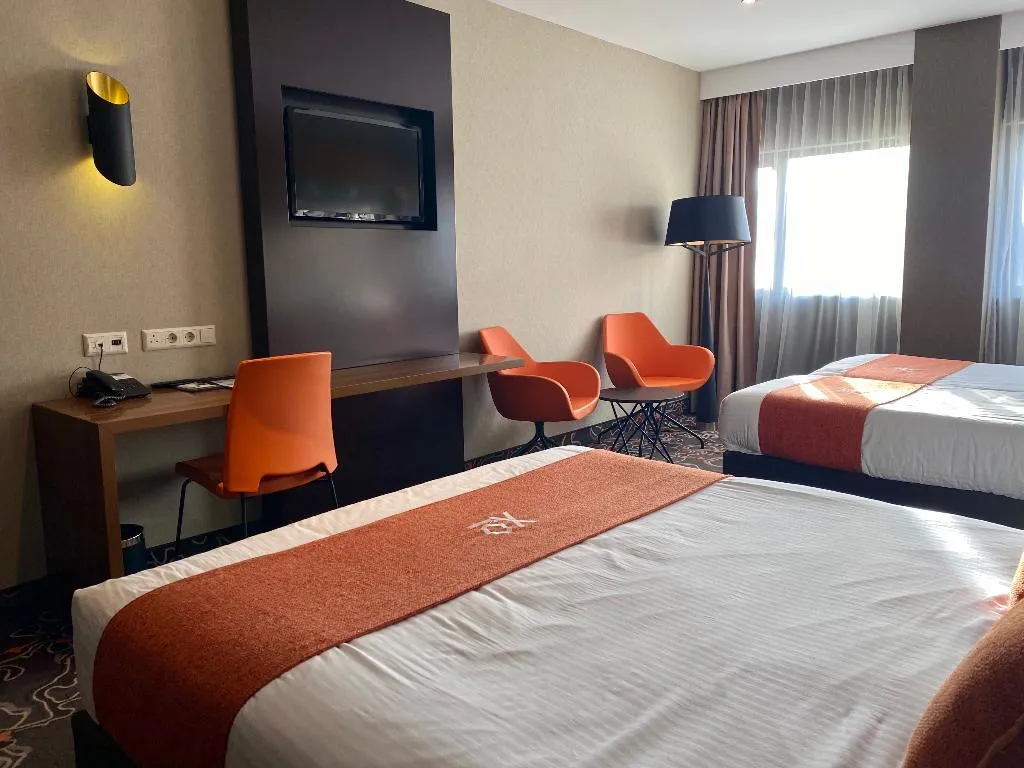 QUADRUPLE STANDARD Room, Xo Hotels Park West, Amsterdam