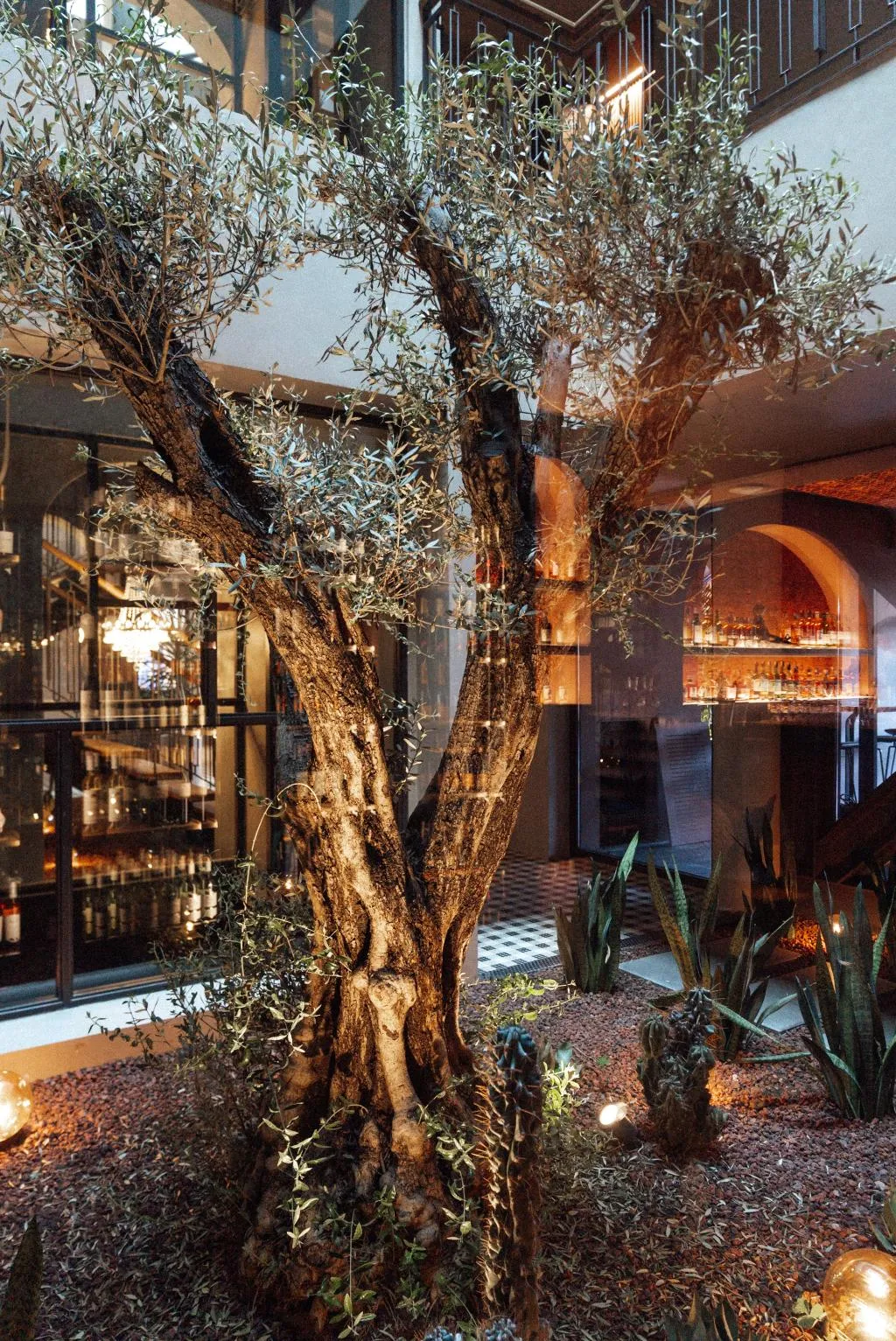 Restaurant, Roome, Dalaman