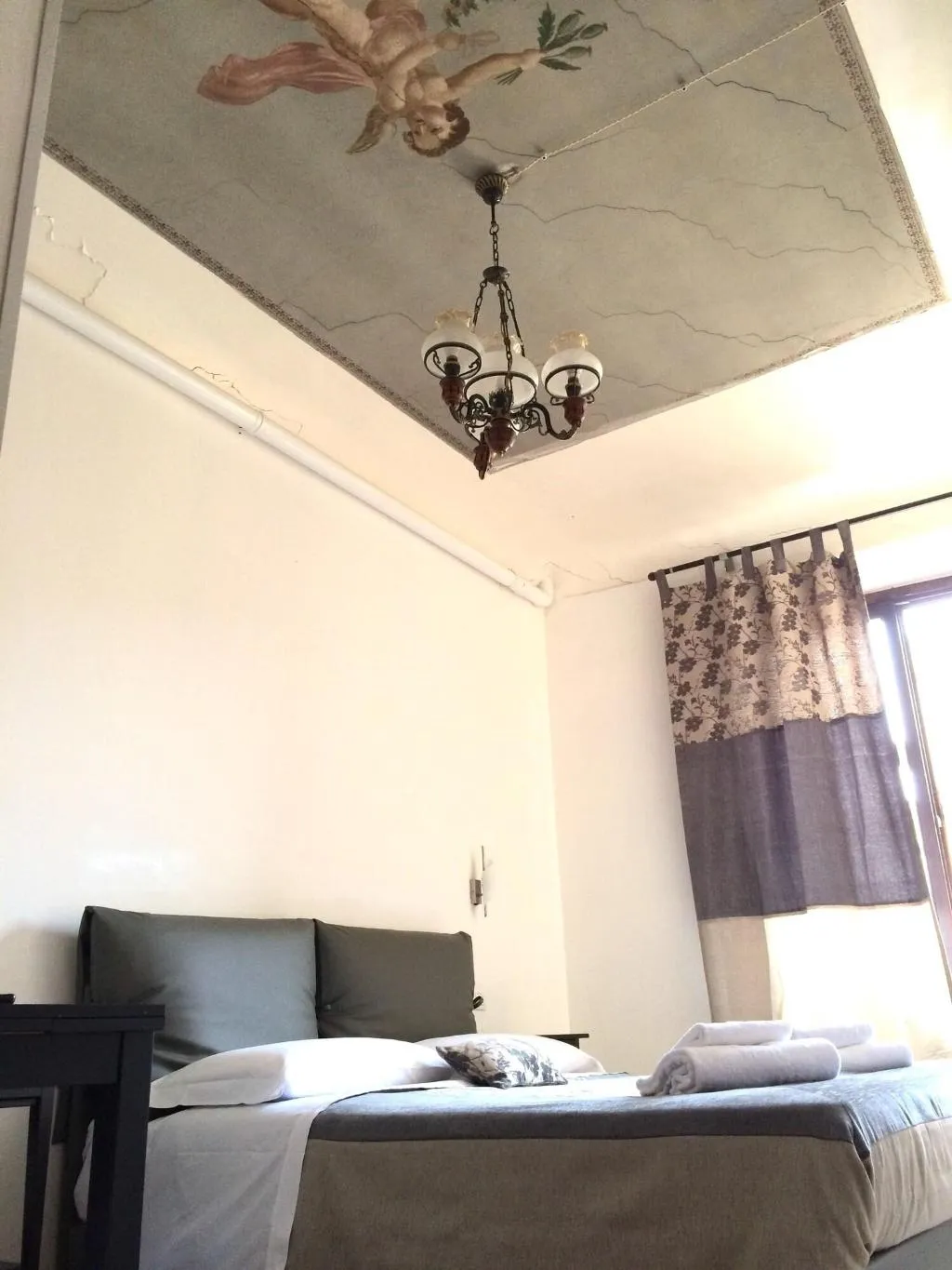 Room, Adelaide House, Florence