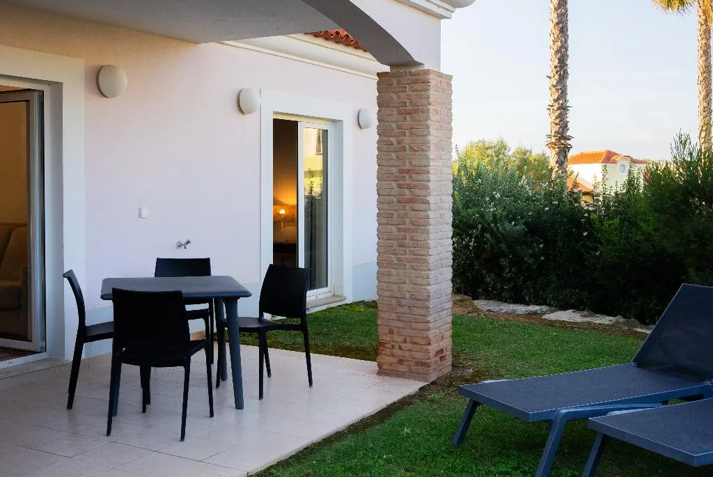APARTMENT PREMIUM TWO BEDROOMS Room, Eden Villas & Apartments, Algarve