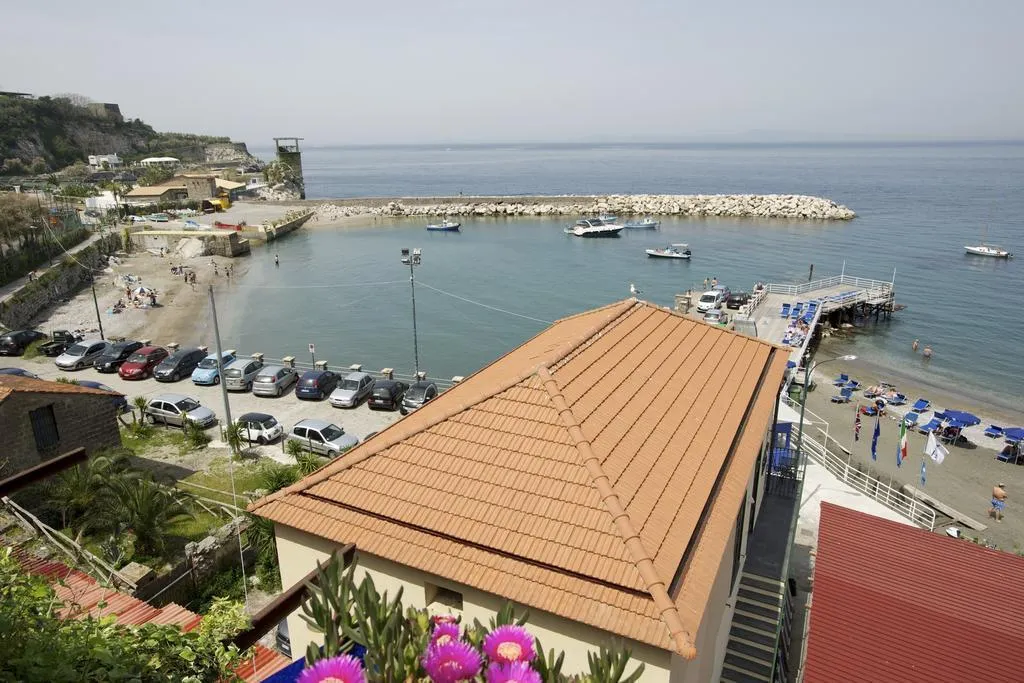 General view, Baia Di Puolo, Naples