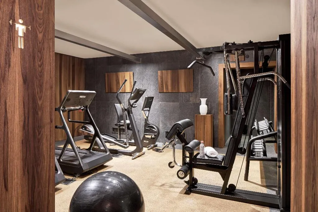 Sports and Entertainment, Hyatt Centric Milan Centrale, Milan