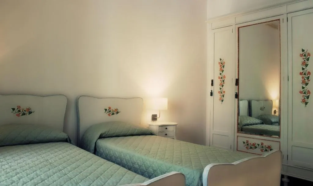 Room, Al Decoro, Palermo