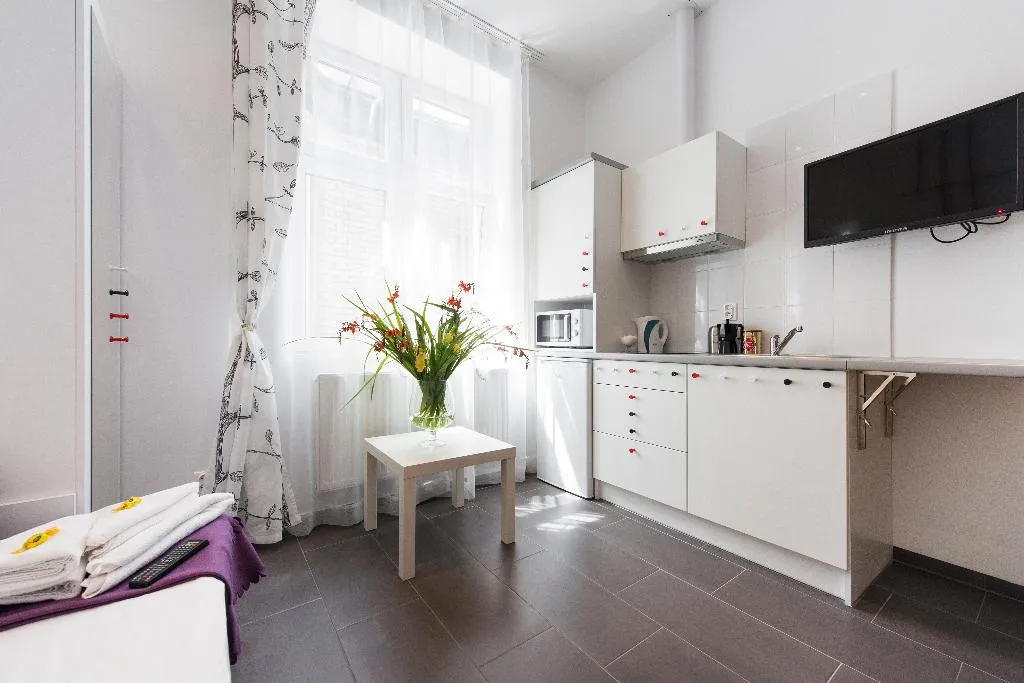 APARTMENT CAPACITY 2 Room, Happy Tower Krakow, Krakow