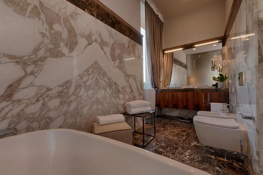 SUITE CITY VIEW ONE BEDROOM Room, Donati Luxury Tower, Florence