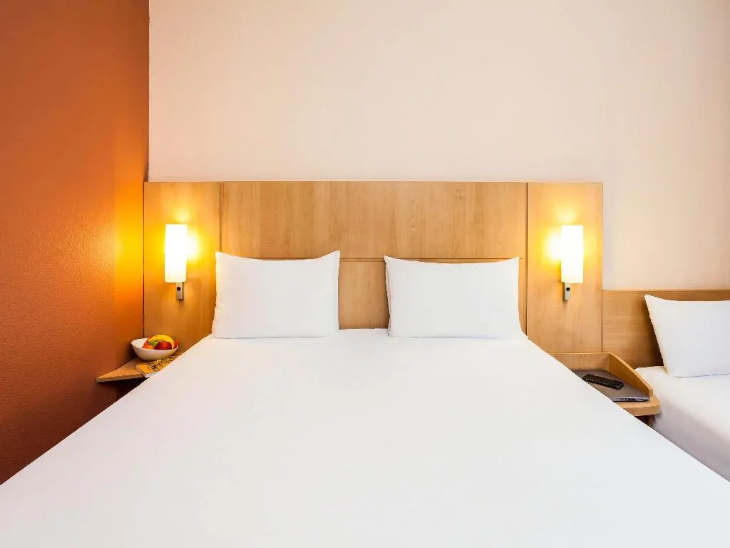 DOUBLE WITH DOUBLE BED Room, ibis Lisboa Sintra, Lisbon