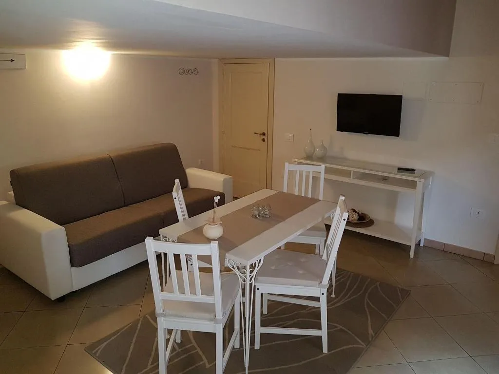 Room, Central Suites, Catania