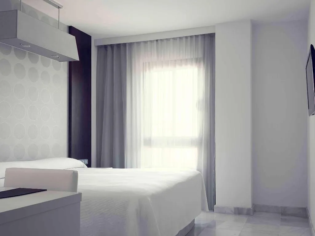 DOUBLE QUEEN SIZE BED Room, Suittes Hotel, Costa De La Luz