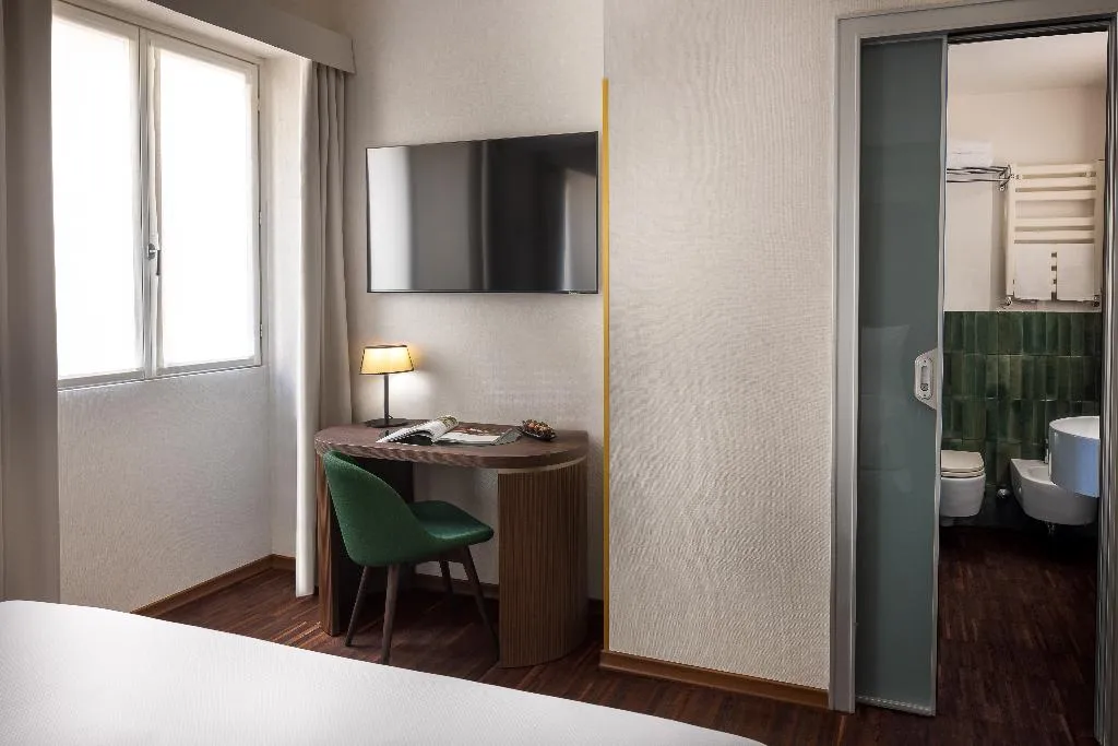 TWIN SUPERIOR Room, Maison Roma Piazza di Spagna | UNA Esperienze, Rome
