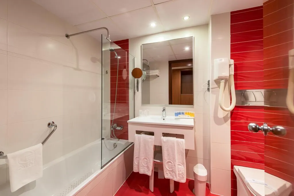 FAMILY ROOM STANDARD Room, Climia Benidorm Plaza 4*, Costa Blanca