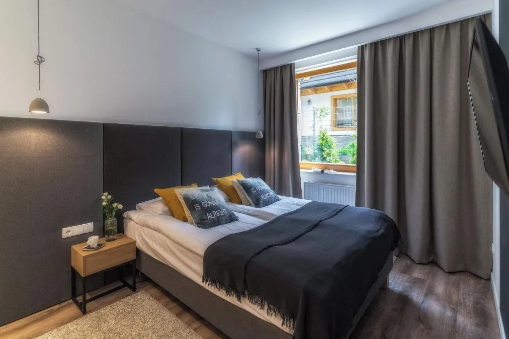 Room, ApartHotel Giewont, Krakow