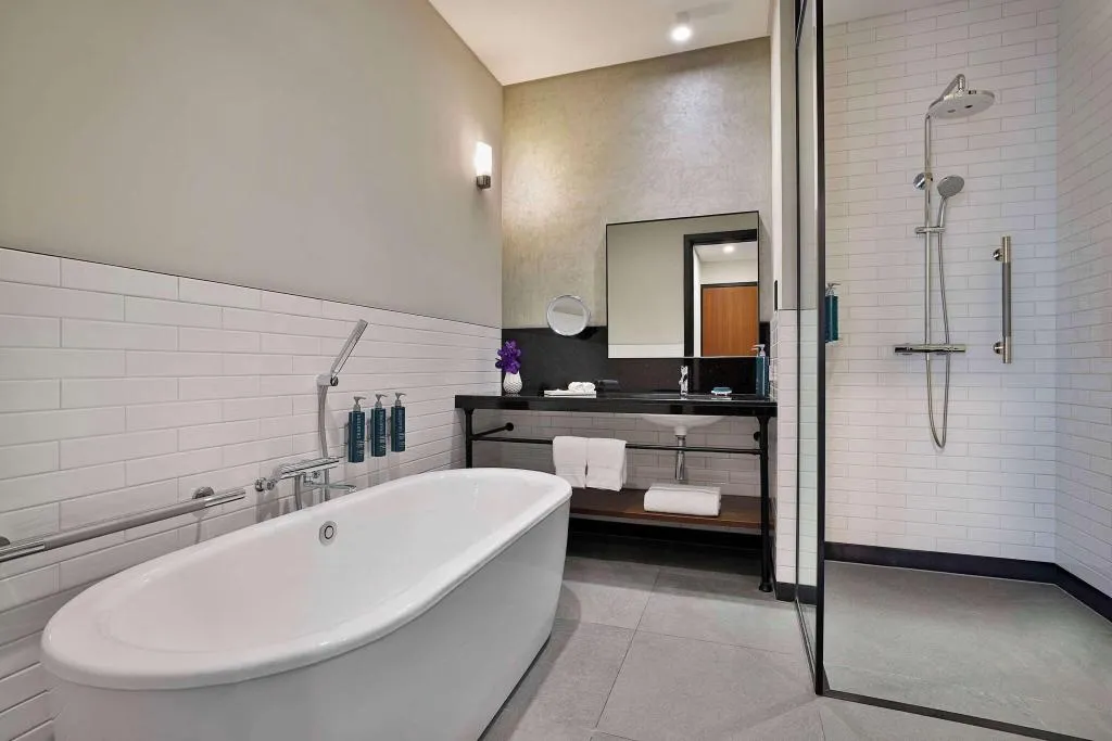 Room, DoubleTree by Hilton Dubai M Square, Dubai