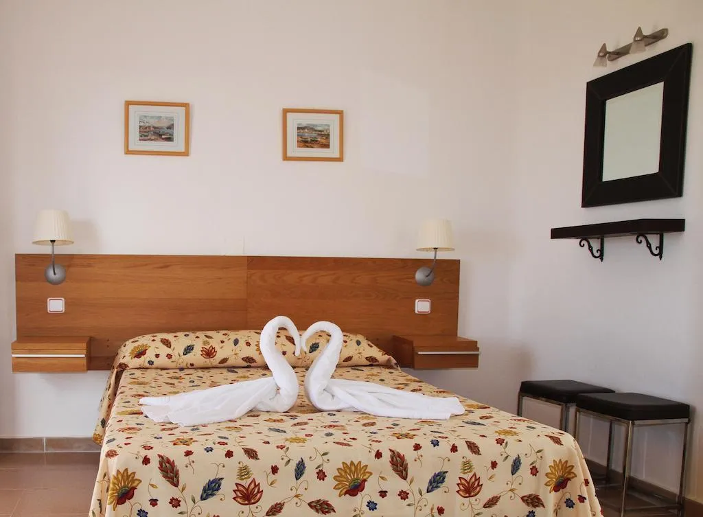 Room, Bungalows Es Pins, Ibiza