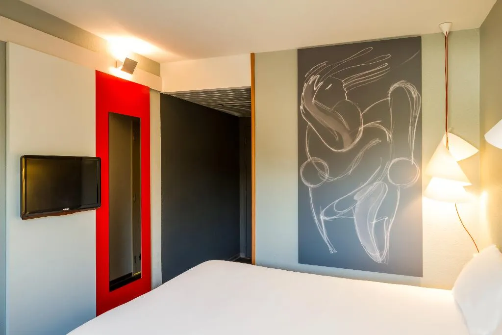 DOUBLE SUPERIOR Room, ibis Porto Sao Joao, Porto