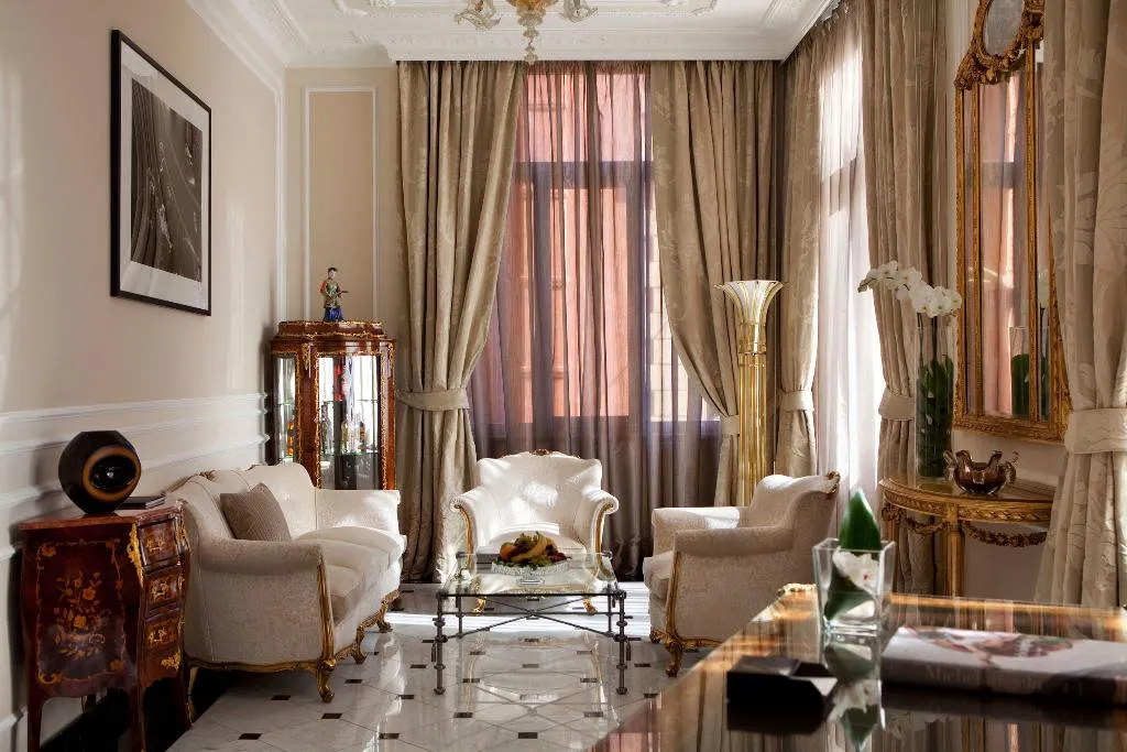 Room, Baglioni Hotel Regina, Rome