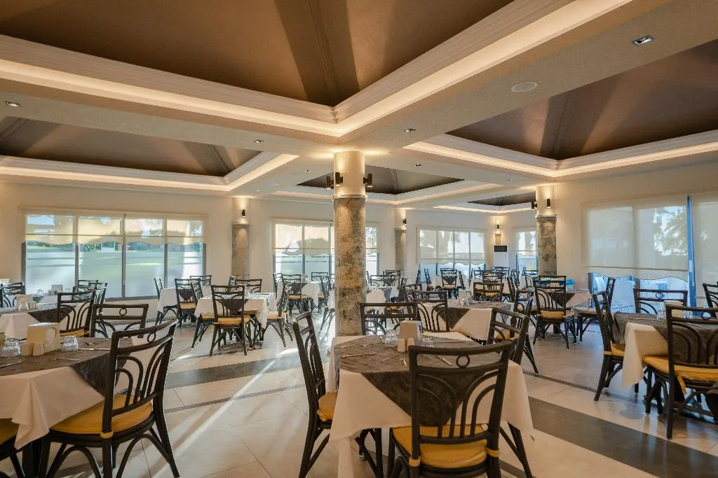 Restaurant, Grand Blue Sky International Hotel, Izmir