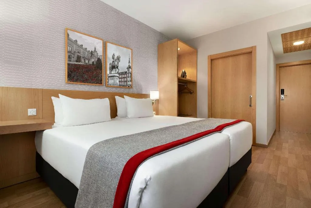 TWIN NON SMOKING Room, Ramada by Wyndham Madrid Getafe, Madrid