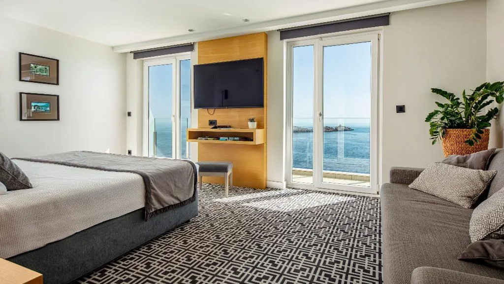 JUNIOR SUITE SEA VIEW Room, Royal Neptun hotel, Dubrovnik