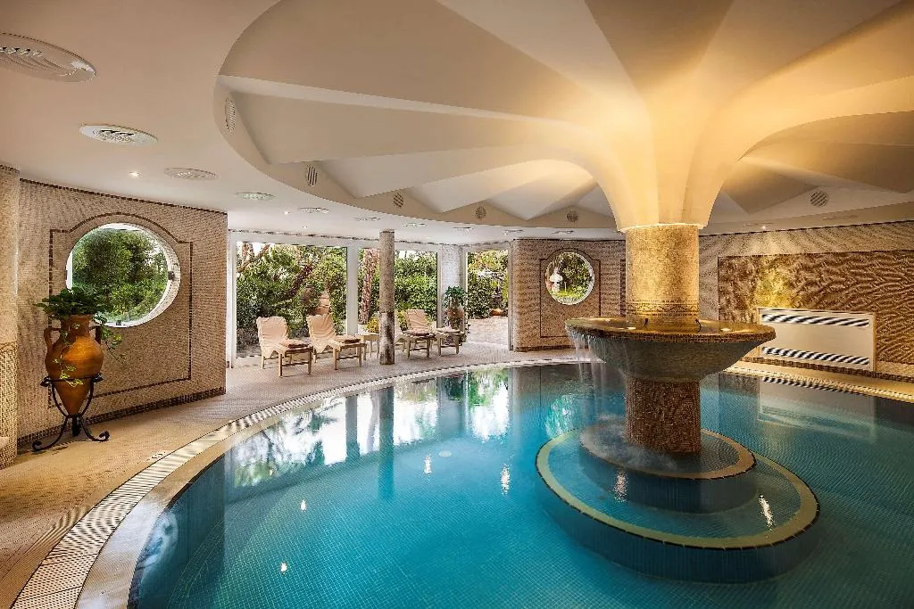 Pool, Excelsior Belvedere Hotel & Spa, Naples