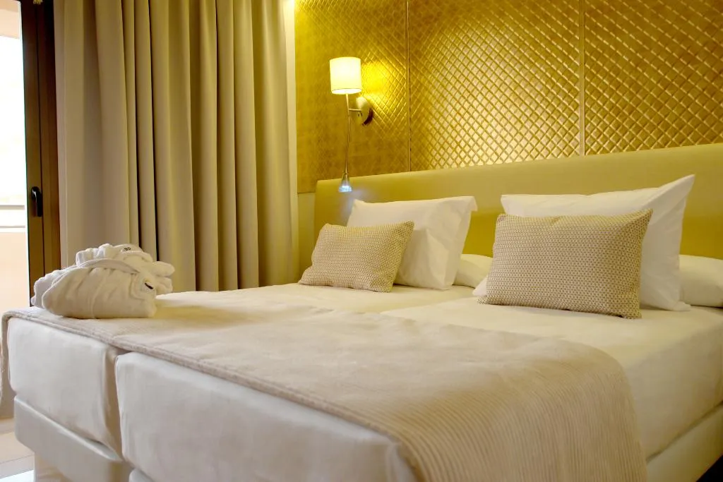 DOUBLE SUPERIOR Room, Invisa Hotel La Cala, Ibiza