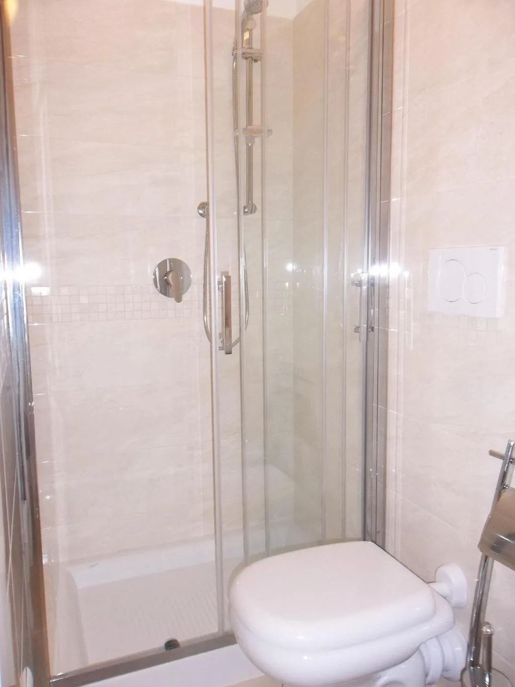 Room, Albergo Amalfi Milano, Milan