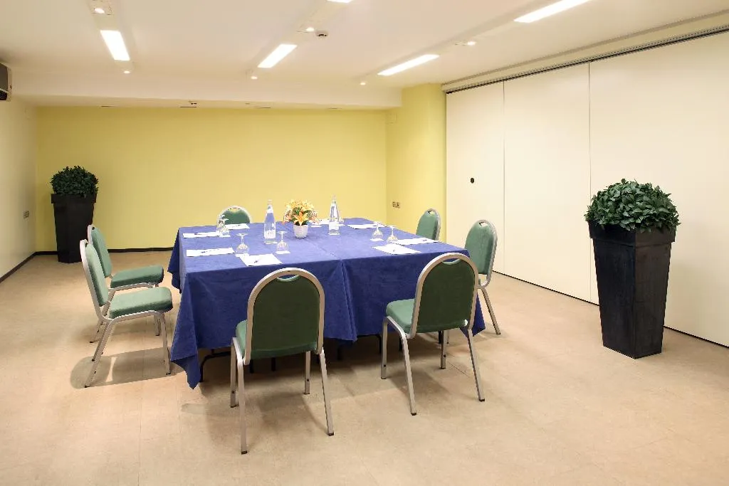 Conferences, Don Paco, Seville