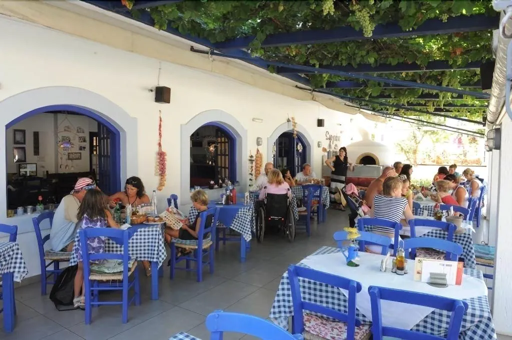 Restaurant, Sergiani Apartments, Crete