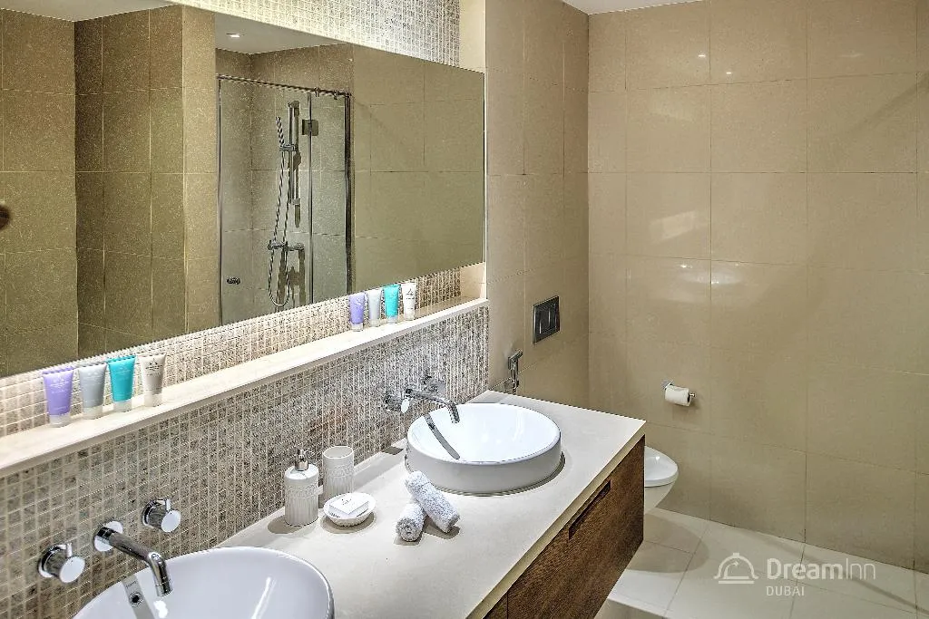APARTMENT TWO BEDROOMS Room, Dream Inn Dubai - Claren Downtown, Dubai