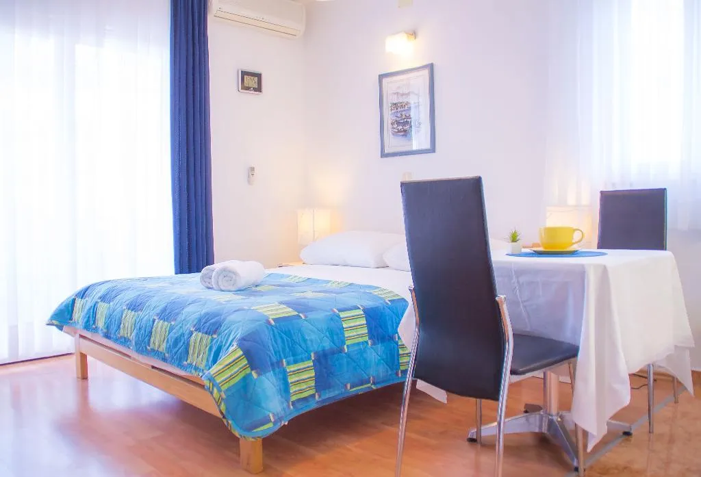 STUDIO SUPERIOR Room, Villa Midea, Split