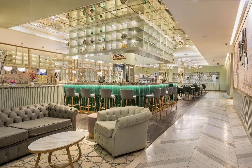 Restaurant, The Emerald House Lisbon, Curio Collection by Hilt, Lisbon
