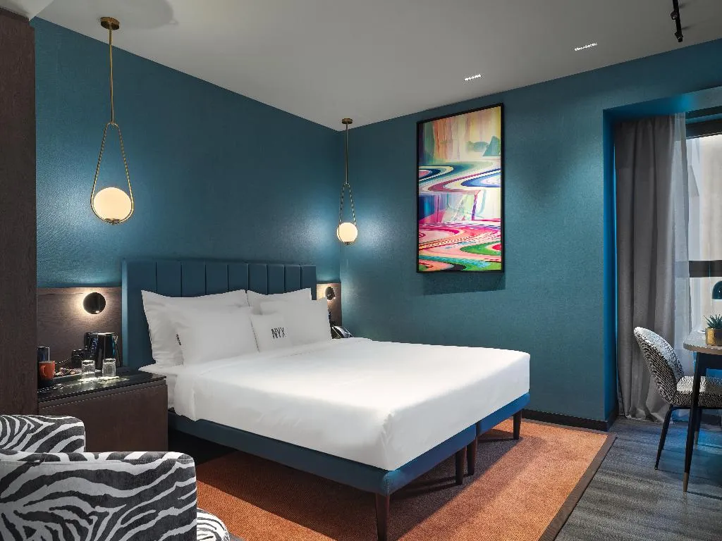 SINGLE STANDARD Room, NYX Esperia Palace Athens by Leonardo Hotels, Athens