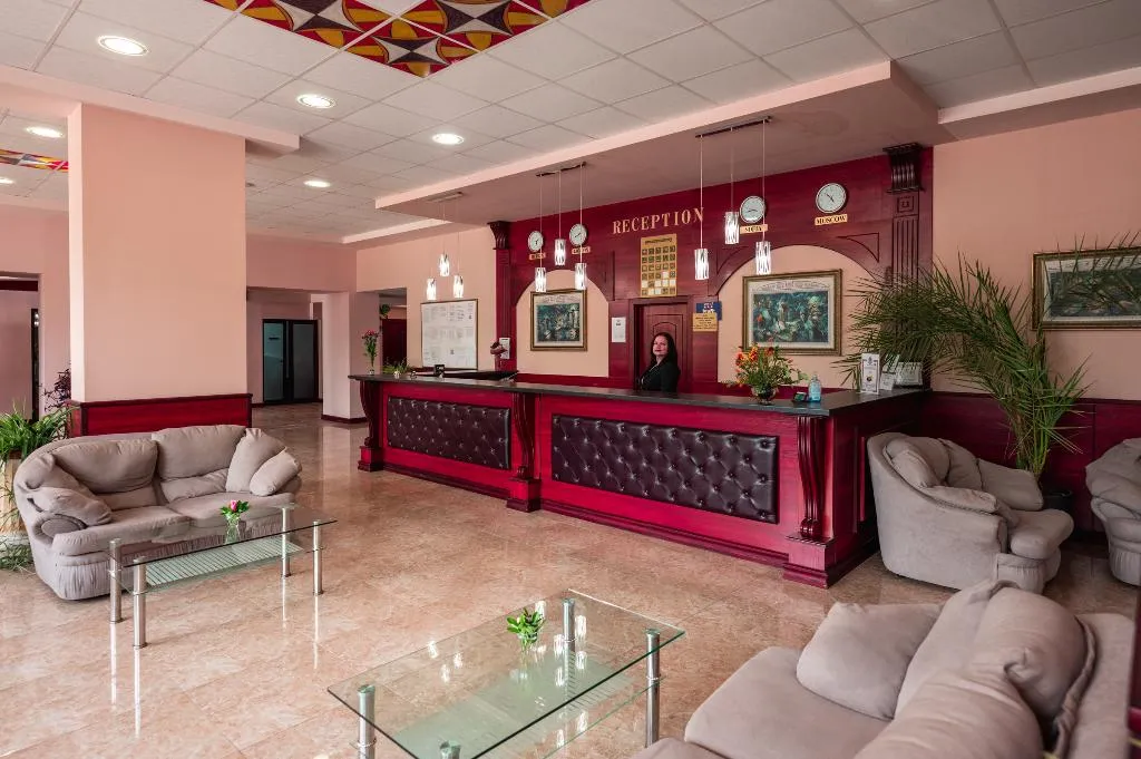 Lobby, Paradise Green Park, Varna