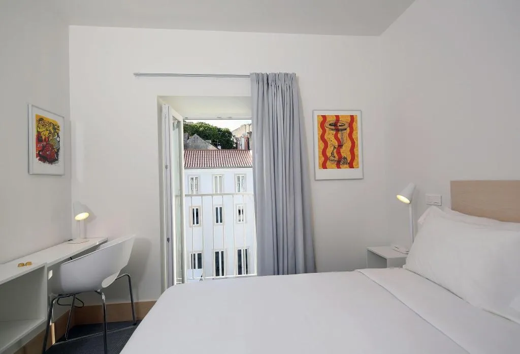 DOUBLE RIVER VIEW Room, Hotel Convento do Salvador, Lisbon