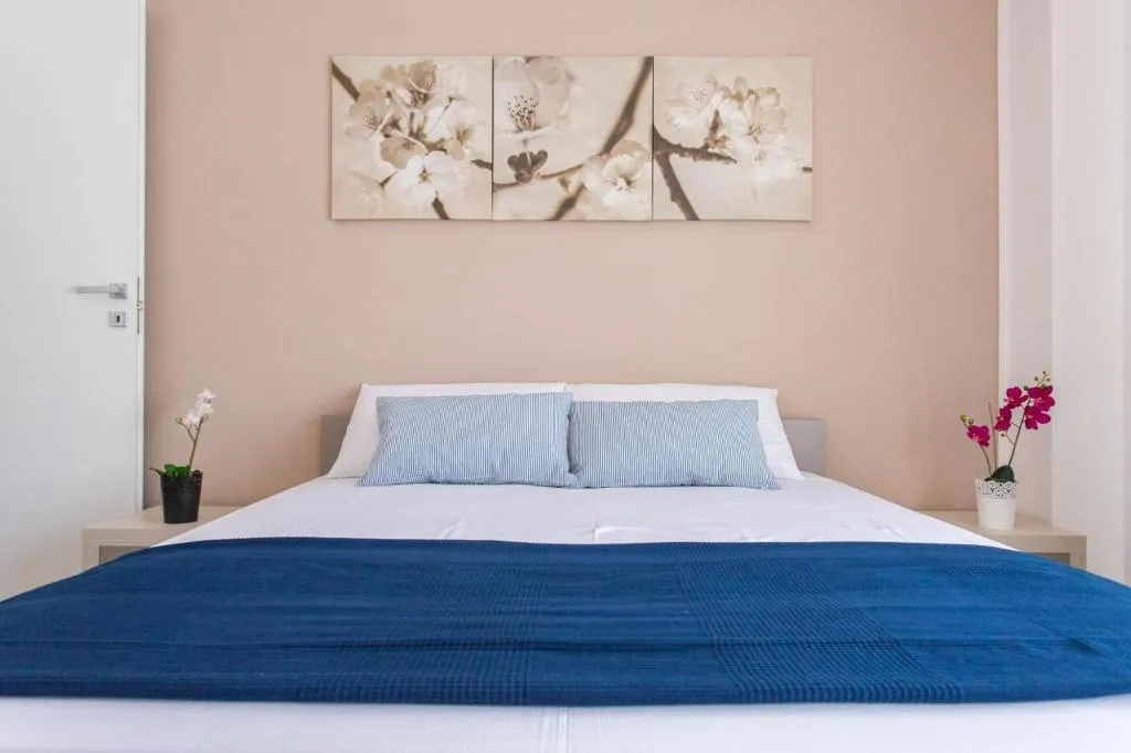Room, Politeama Luxury Suites, Palermo