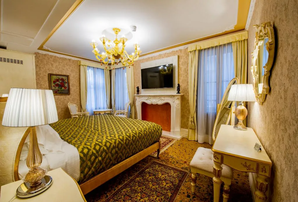 SUITE CANAL VIEW Room, Ego Boutique Hotel The Silk Road, Venice