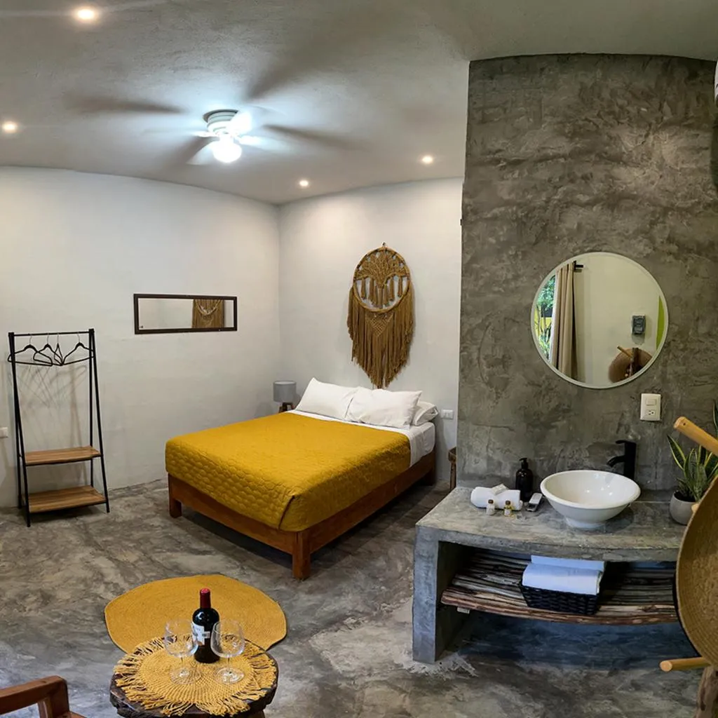 DOUBLE DELUXE QUEEN BED Room, Hotel Carlitos Tulum, Cancun Area