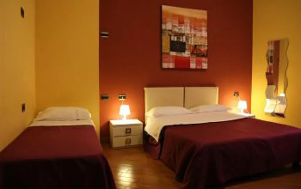 Room, Hotel Diamond, Naples