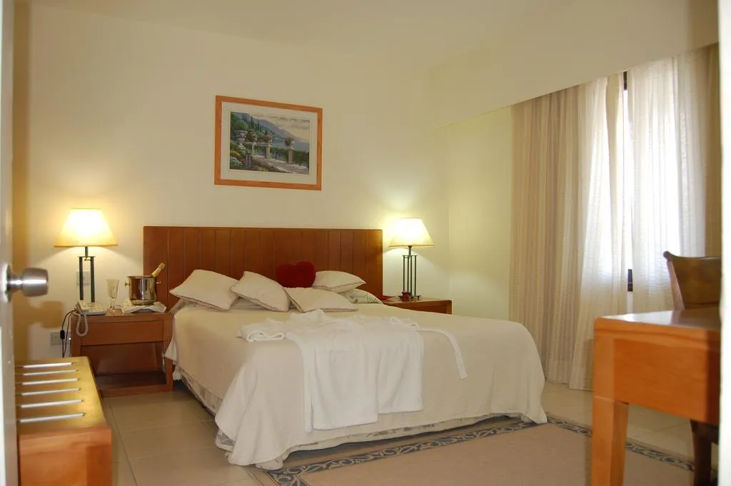 APARTMENT TWO BEDROOMS Room, Panareti Paphos Resort, Cyprus