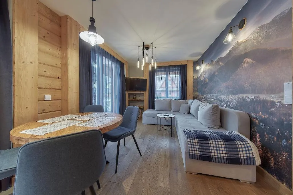 Room, ApartHotel Giewont, Krakow