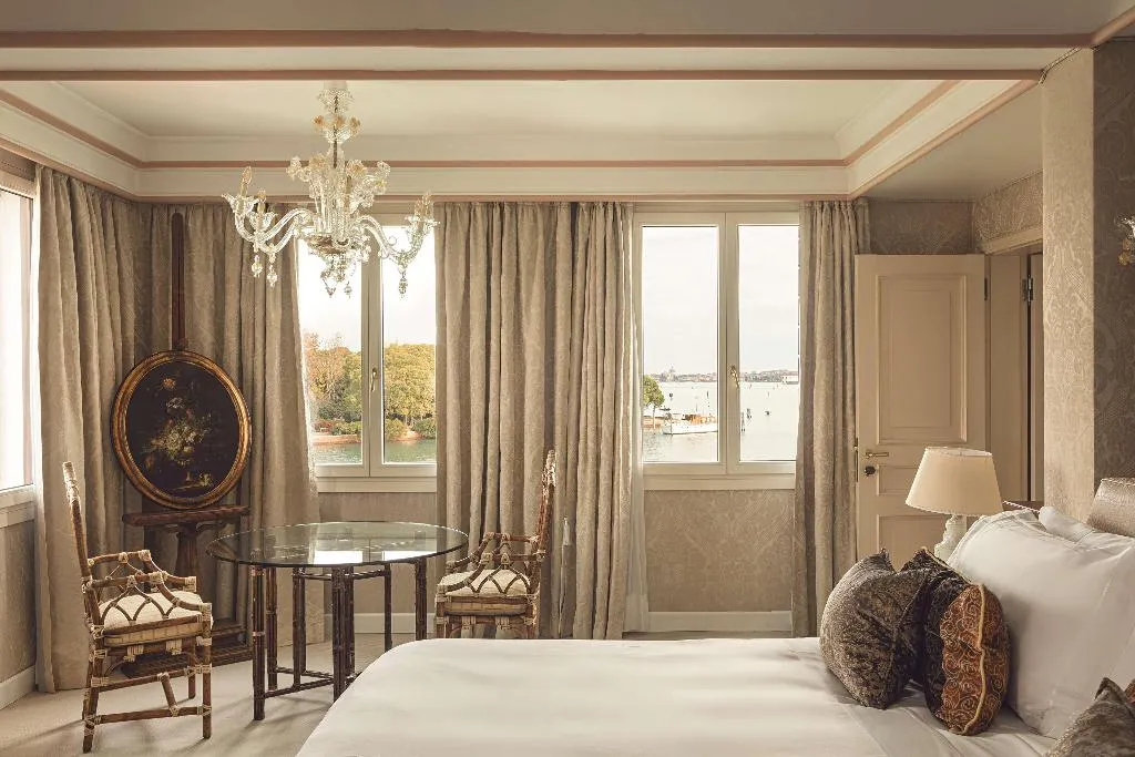 SUITE STANDARD Room, Hotel Cipriani, A Belmond Hotel, Venice, Venice