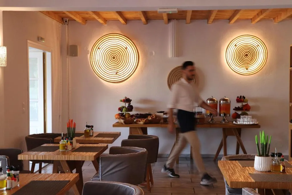 Restaurant, San Antonio Summerland, Mykonos