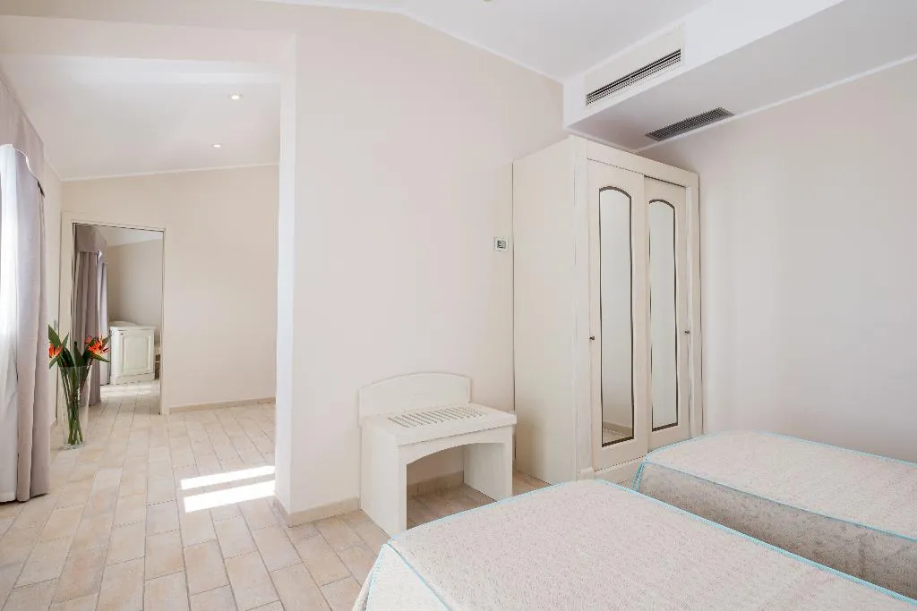 FAMILY ROOM SEA VIEW Room, Punta Negra, Alghero