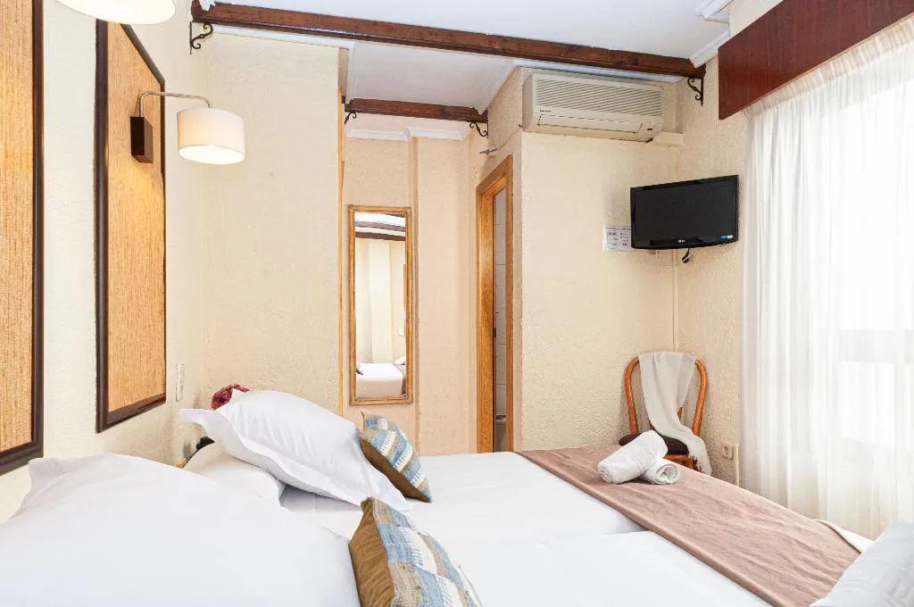 DOUBLE SINGLE USE BASIC Room, Eden Mar, Costa Blanca
