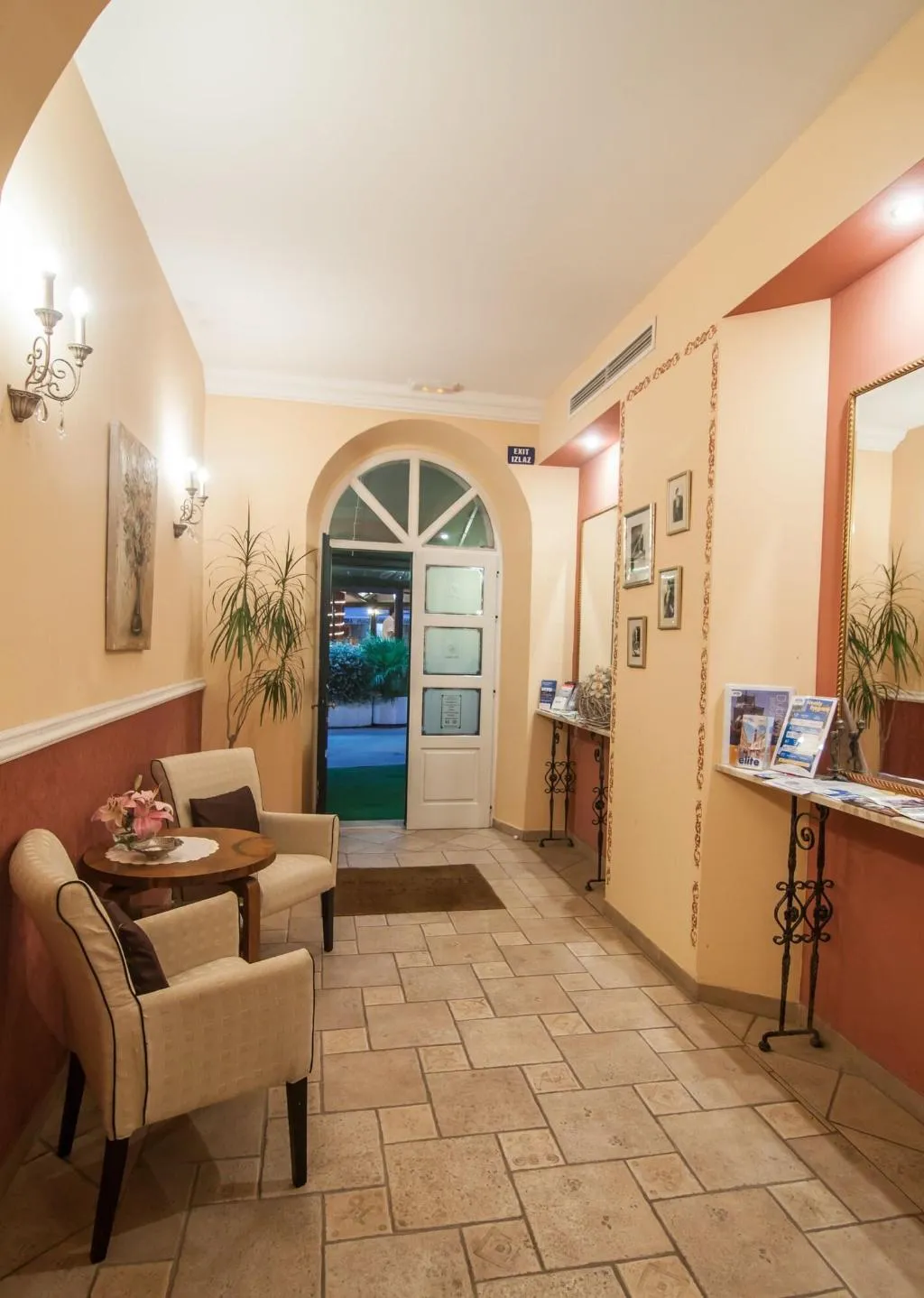 Lobby, Villa Pattiera, Dubrovnik
